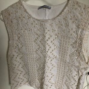 Zara white embroidered cropped tank medium